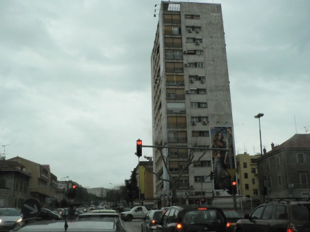 Suburbs, Banlieue.